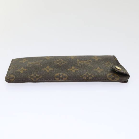LOUIS VUITTON Monogram Etui Lunette MM Glasses Case M66544 LV Auth 47217 - Picture 3 of 16
